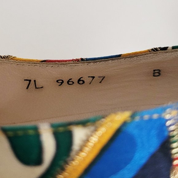 Stuart Weitzman Vintage 80s 90s Pattern with Golden Heels - Size 7.5 - Picture 9 of 12